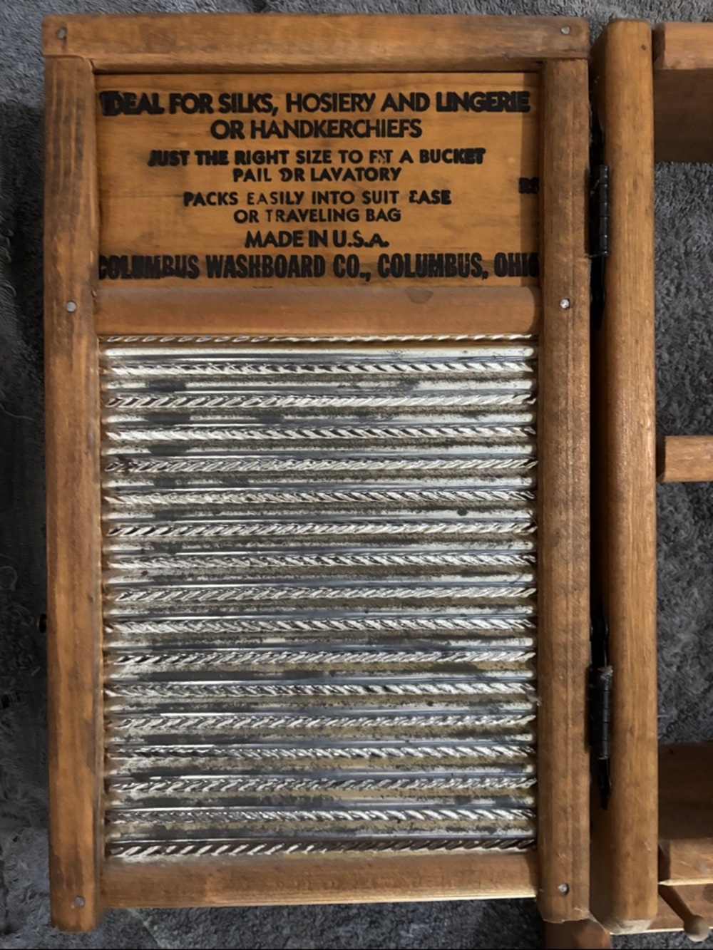 Country Decorative Washboard Wall Cabinet/Shelves and Pegs - Picture 3 of 9
